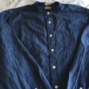 Men’s J Crew 100%cotton button shirt